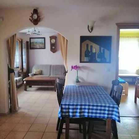 Holiday In Hegy Feriehus